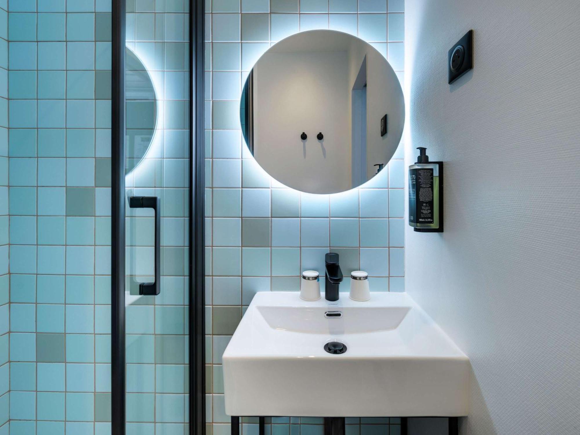 Ibis Styles Paris Cadet Lafayette Hotel Kültér fotó